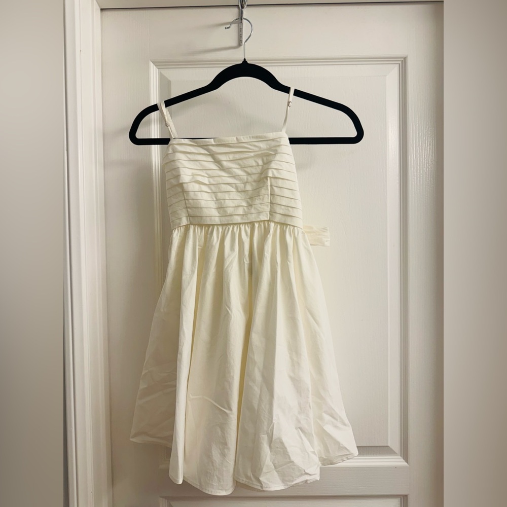 Windsor Cream Formal Dress (tweens size 0/ xs)